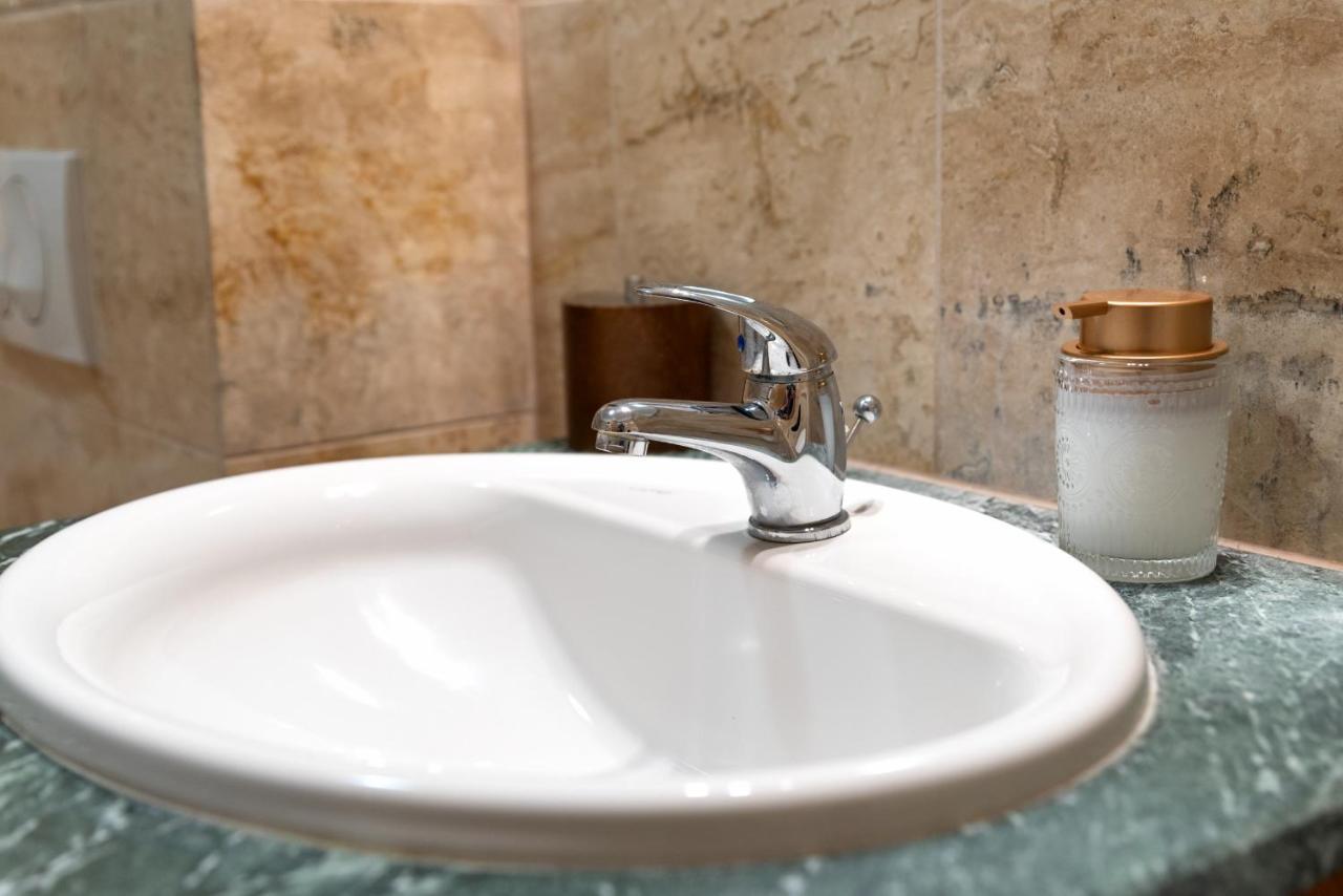 بودابست Artemisia Luxury Apartments Azraq المظهر الخارجي الصورة